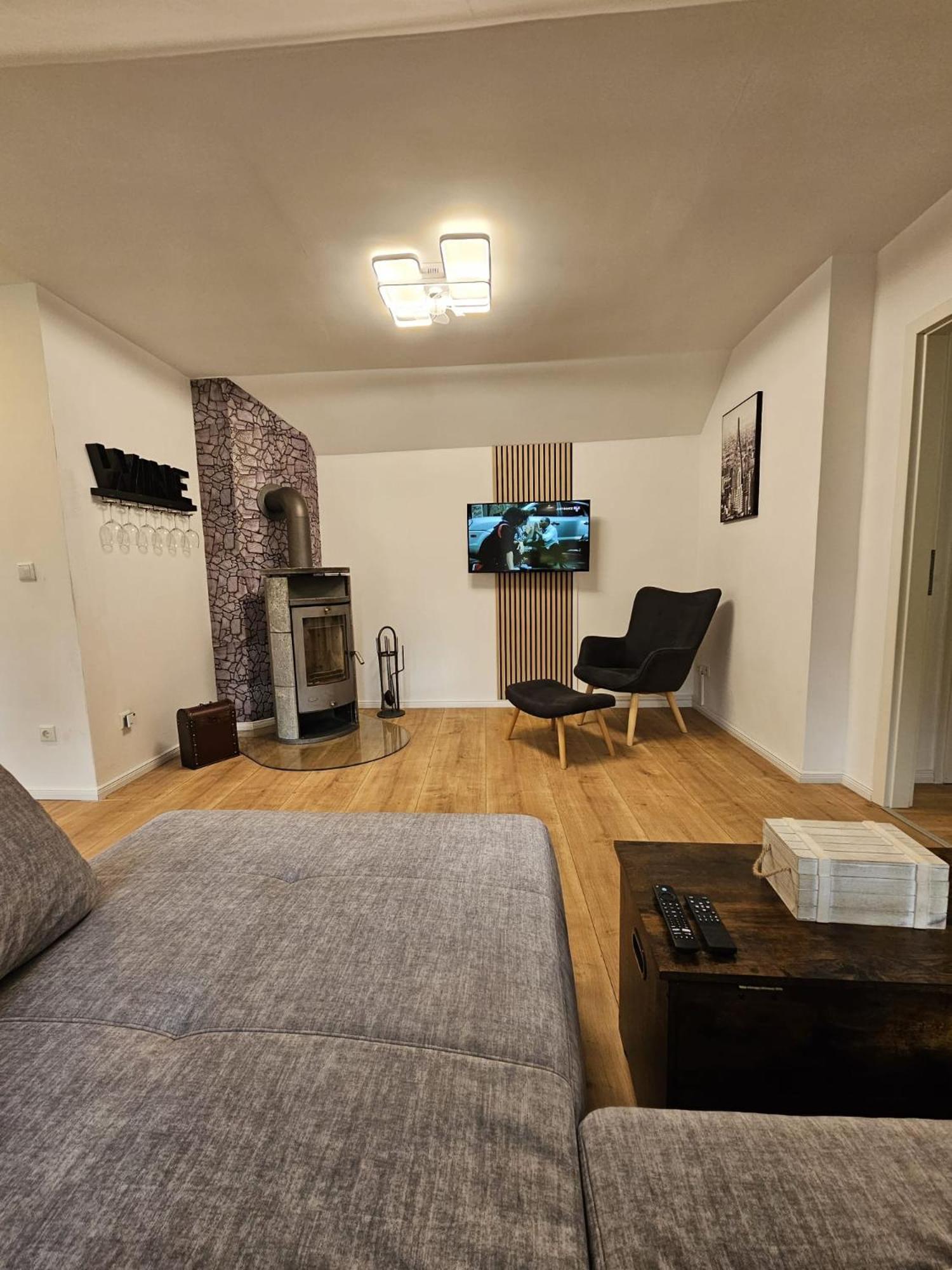Tautraum Suite Mit Whirlpool Und Gruenem Ausblick Вильгельмсхафен Экстерьер фото